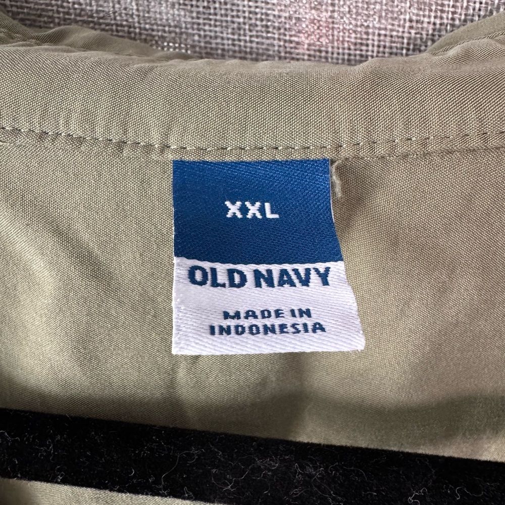 Olive Green Old Navy Sleeveless Top - Picture 3 of 4